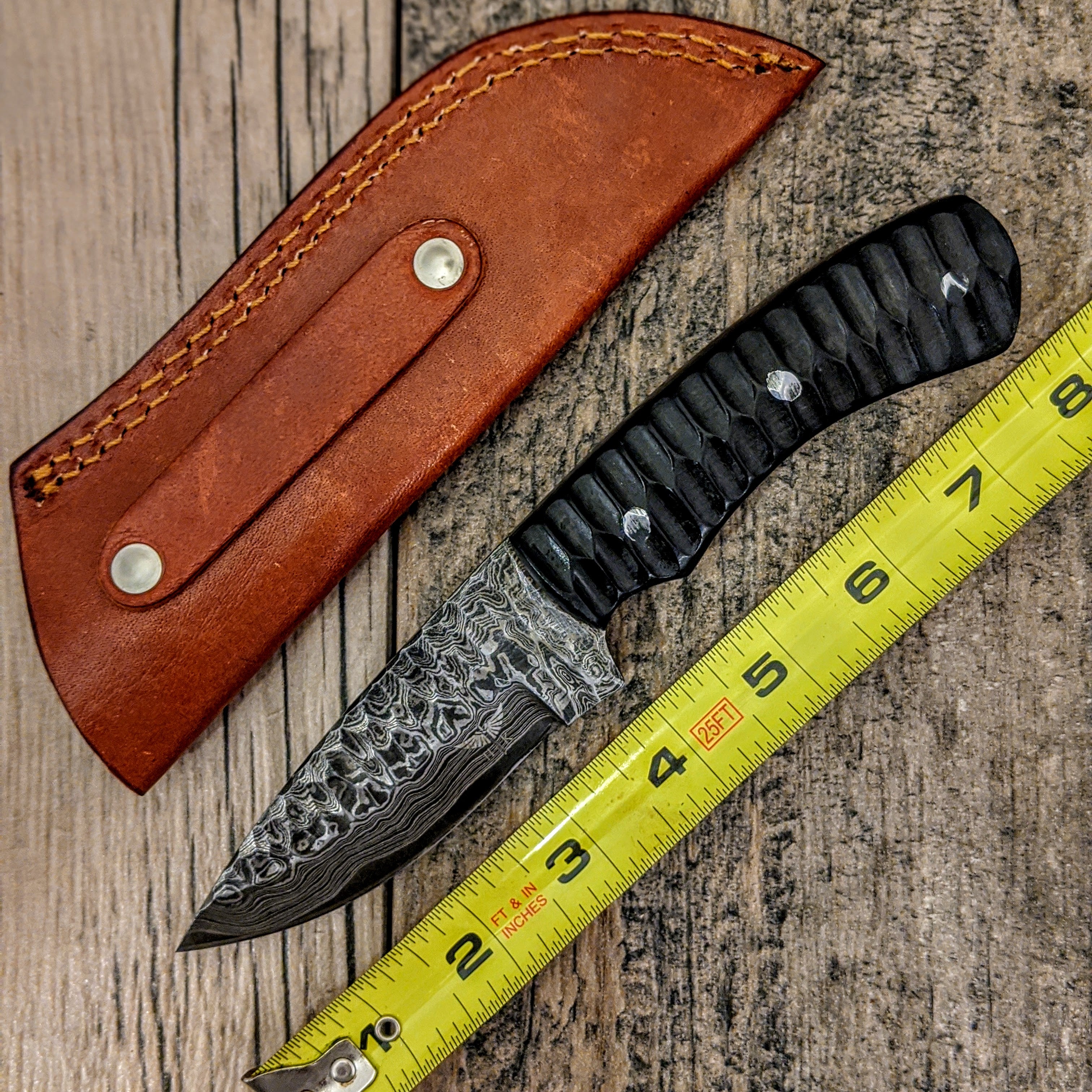 HTB-18 // Skinner // Grip Grinds on Micarta Handle // EDC // Hunt // All purpose