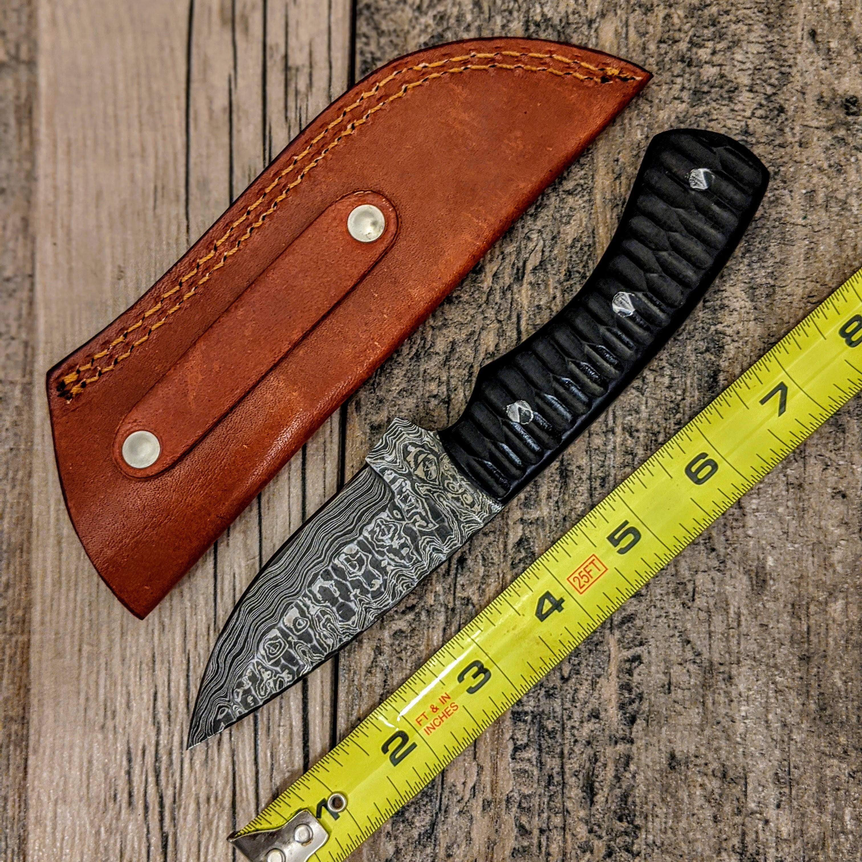 HTB-18 // Skinner // Grip Grinds on Micarta Handle // EDC // Hunt // All purpose