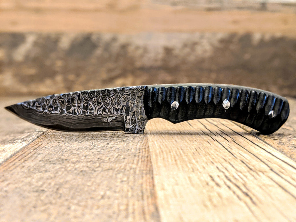 HTB-18 // Skinner // Grip Grinds on Micarta Handle // EDC // Hunt // All purpose