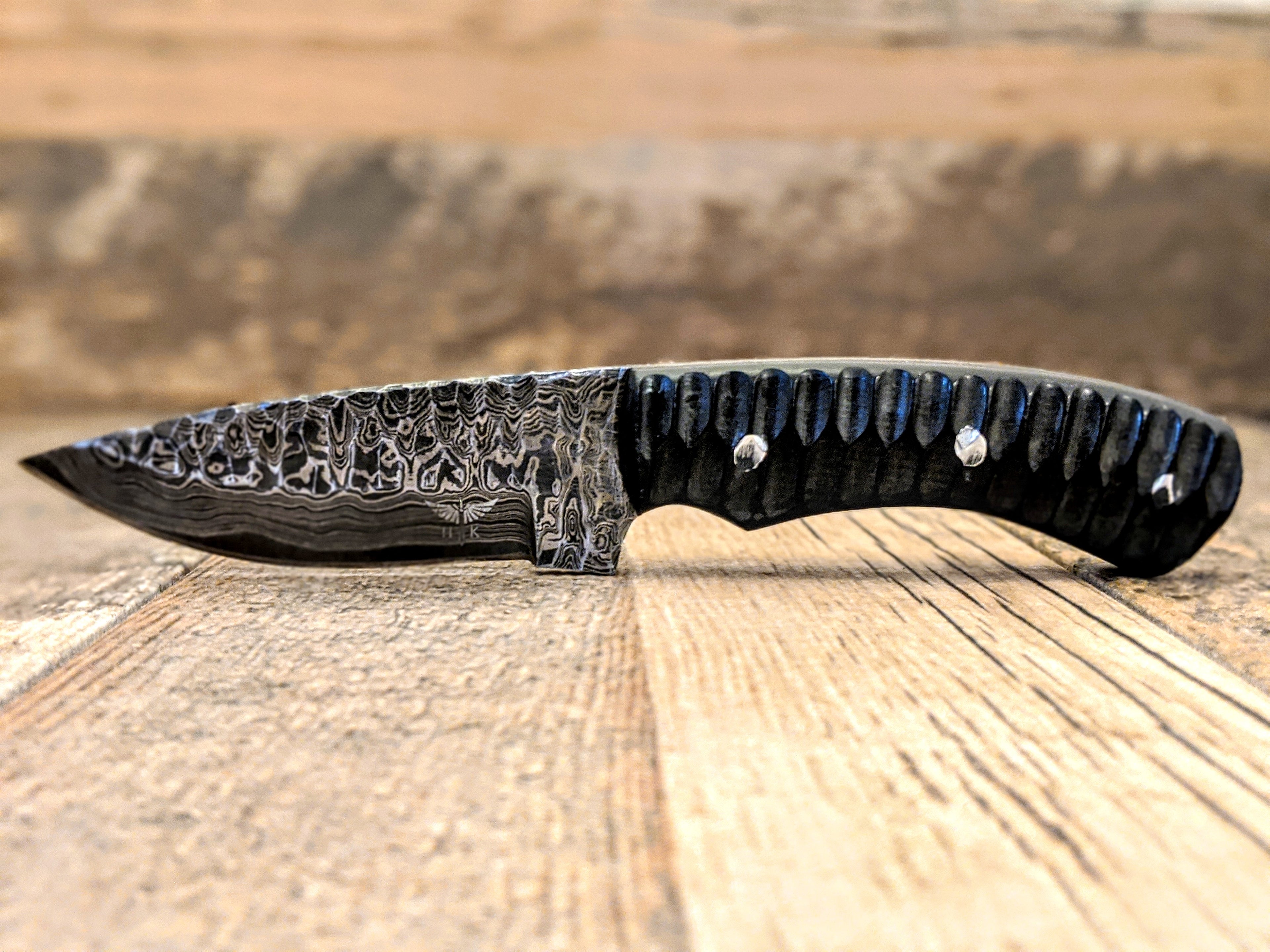 HTB-18 // Skinner // Grip Grinds on Micarta Handle // EDC // Hunt // All purpose