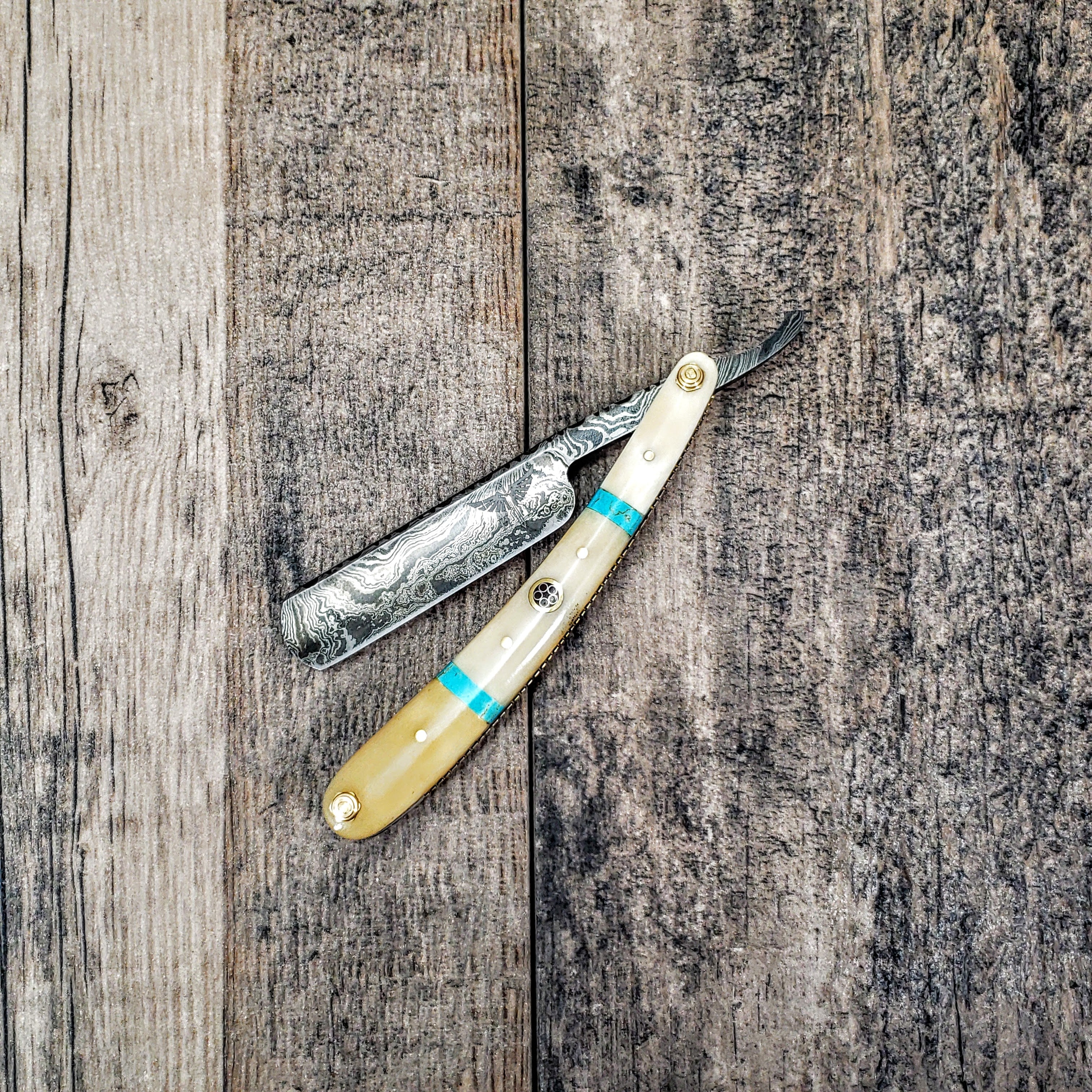 HTR-12 Damascus Straight Razor  // Authentic Shave Experience / Handmade / Bone Stone Handle // Hollow Ground