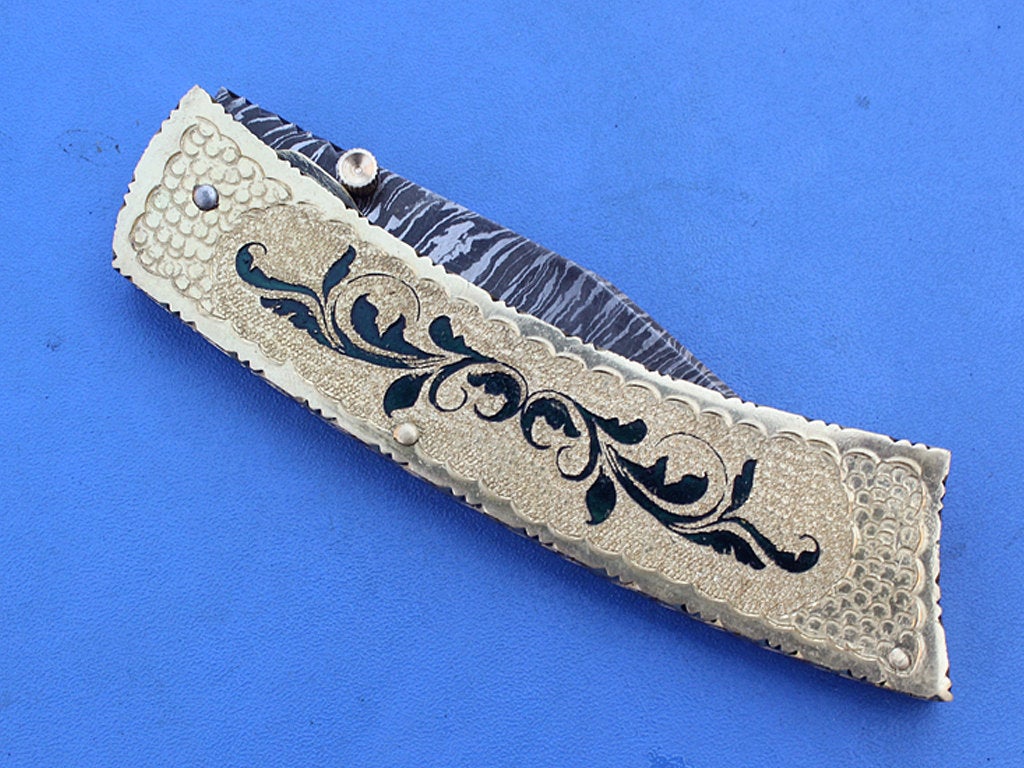 HTS-269 Engraved Brass Damascus knife  Custom Hand Made / Brass handle  / Liner Lock - HomeTown Knives