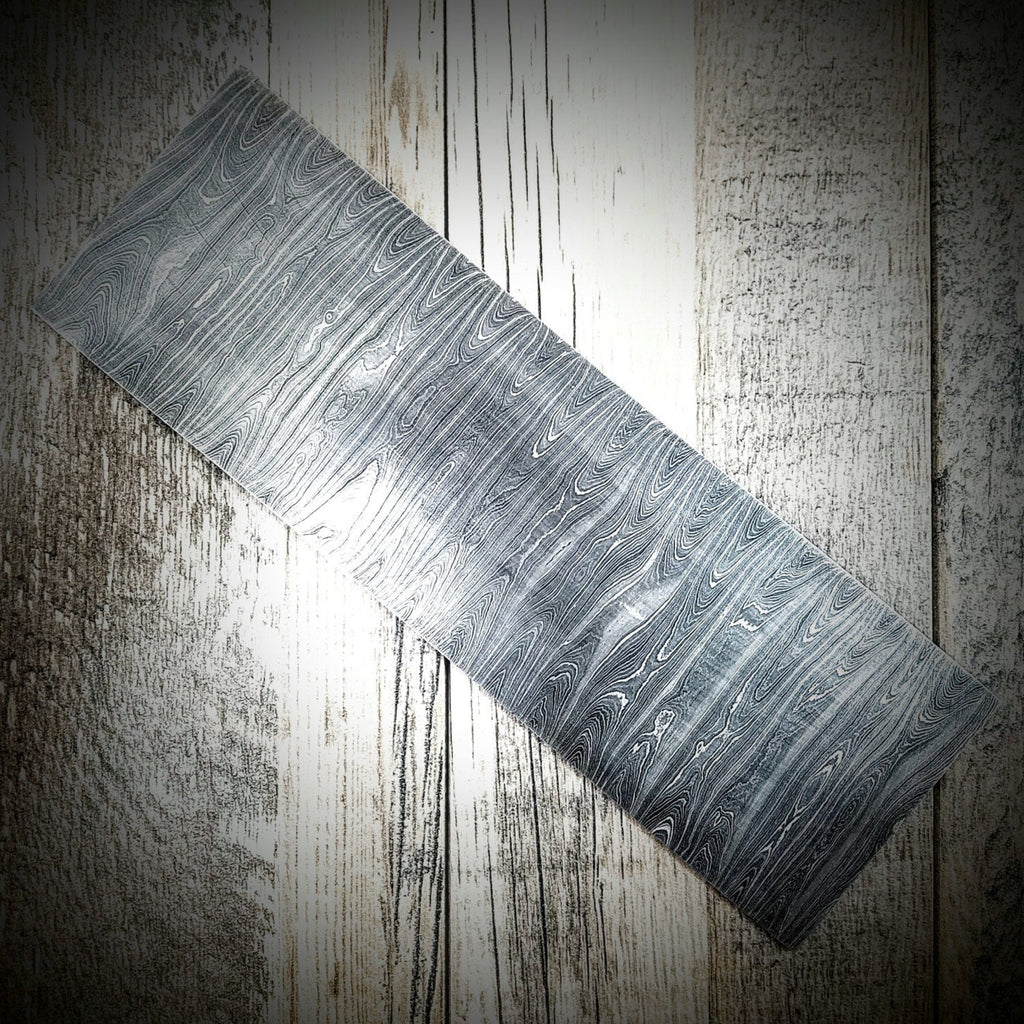 HTS-6 Thin Twist Damascus  Billet / 4" x .11" x 10" / Great quality / Twist Pattern