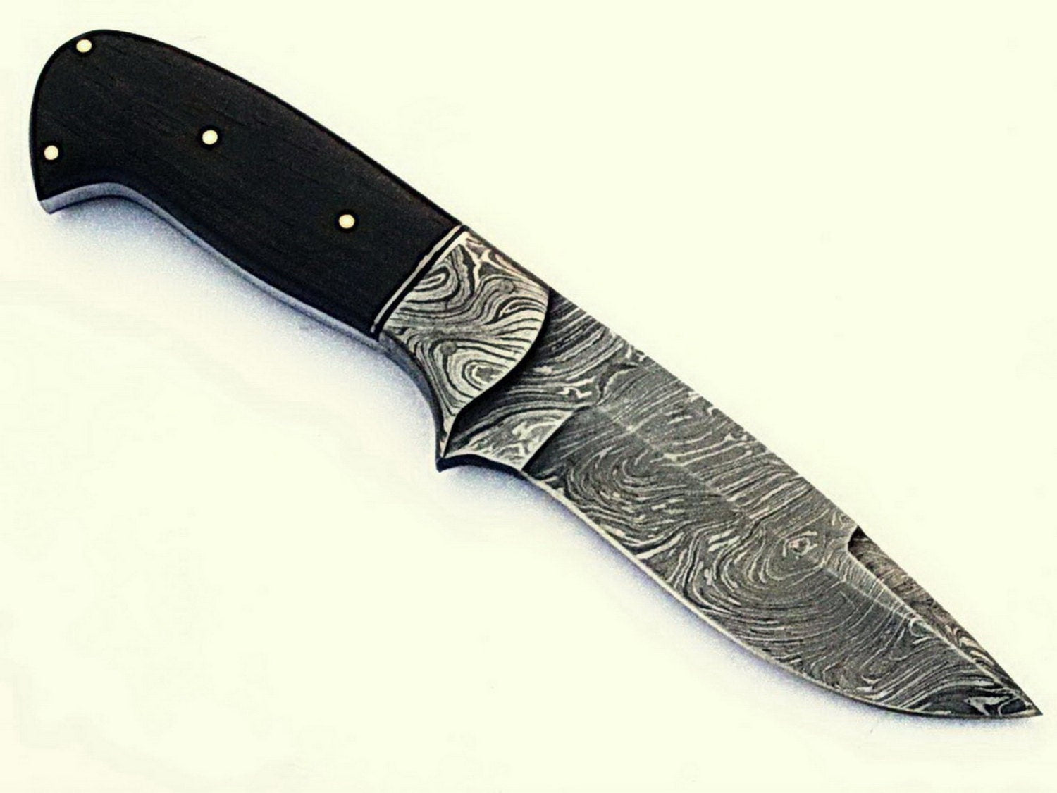 HTS-102 / Damascus Utility Knife/ Twist Pattern/ Skinner / Hunting / Camping / Hand Made / WENGE Handle / Drop point