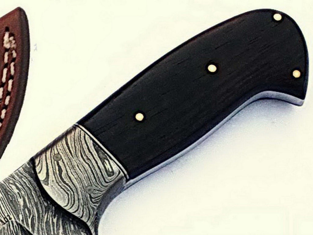 HTS-102 / Damascus Utility Knife/ Twist Pattern/ Skinner / Hunting / Camping / Hand Made / WENGE Handle / Drop point