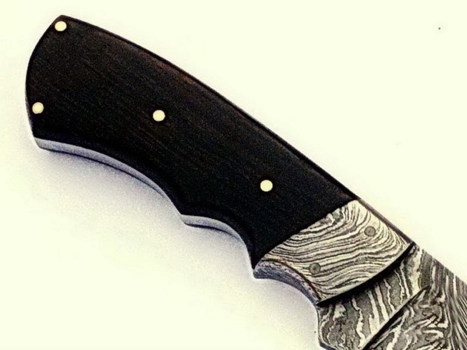 HTS-95Damascus Utility Knife/ Twist Pattern/ Skinner / Hunting / Camping / Hand Made / WENGE Handle / Drop point