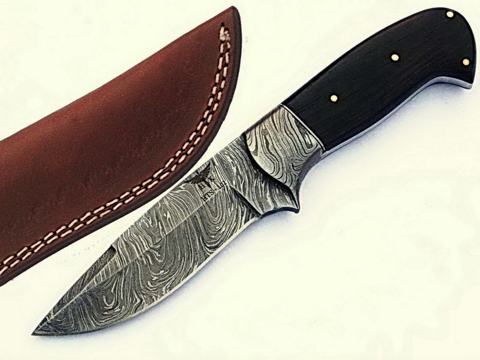 HTS-102 / Damascus Utility Knife/ Twist Pattern/ Skinner / Hunting / Camping / Hand Made / WENGE Handle / Drop point
