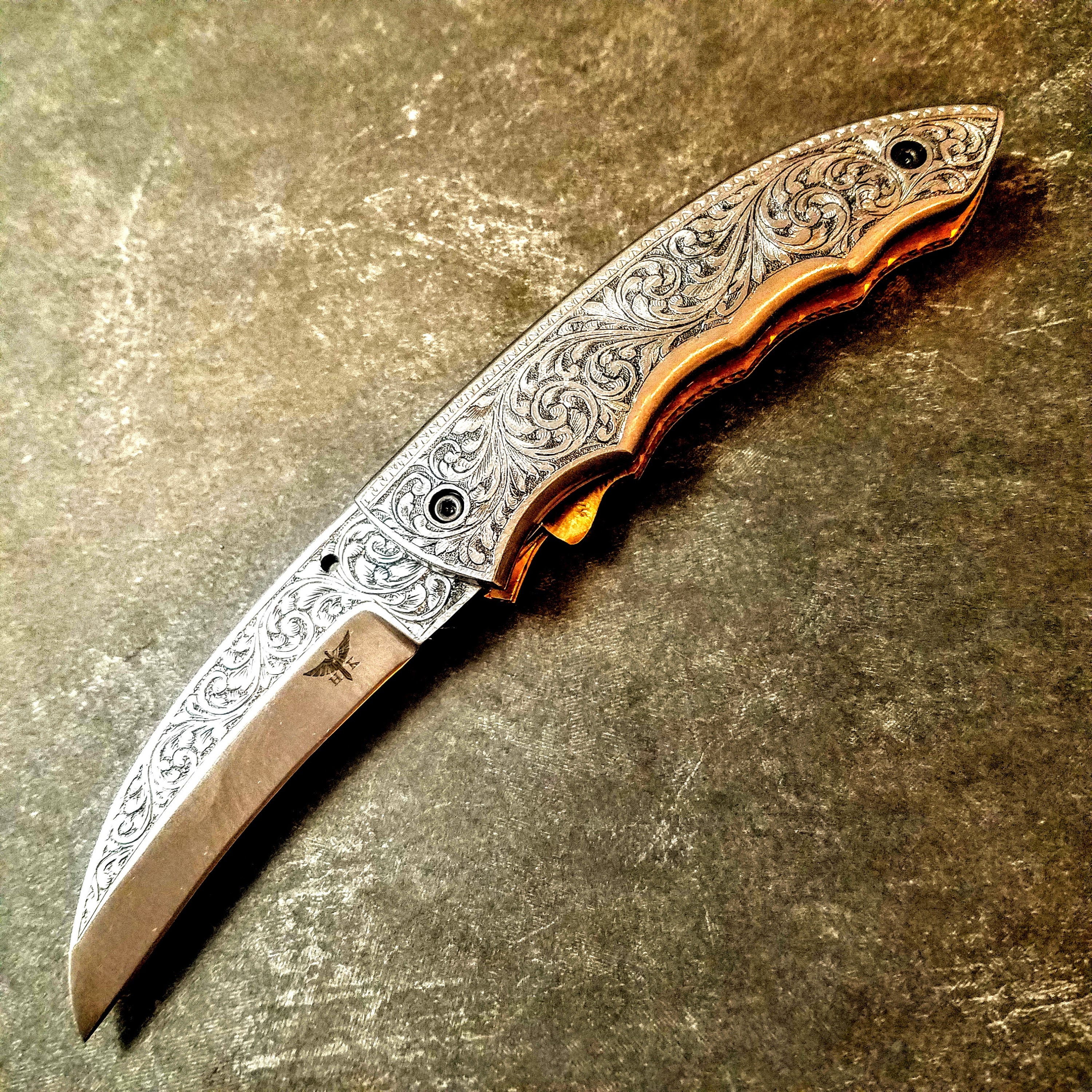HTS-605 / 440C Beak Style Engraved Folder / EXCEPTIONAL Art / Handcrafted / Hometown Knives / Metal Engraving / EDC/ Folder / Pocket / Sharp