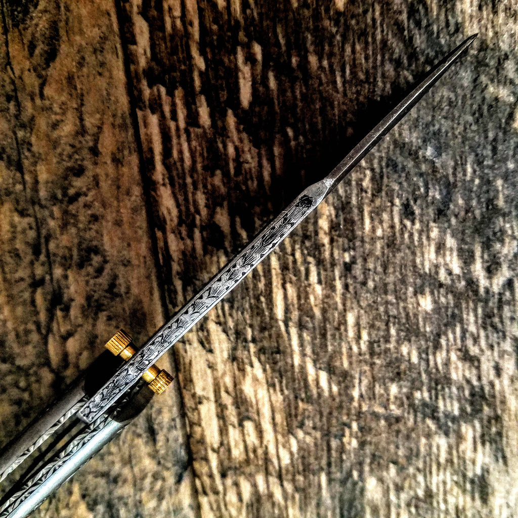 HTS-622 / 440C hand Engraved w/ Olive Folder / High End Art / RUST Free / Handcrafted / Hometown Knives / EXCLUSIVE