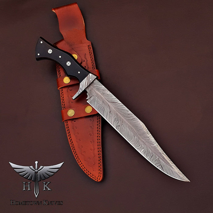 HTK-2083  Handmade Damascus Steel Hunting Bowie Knife Feather Pattern Blade Micarta Handle