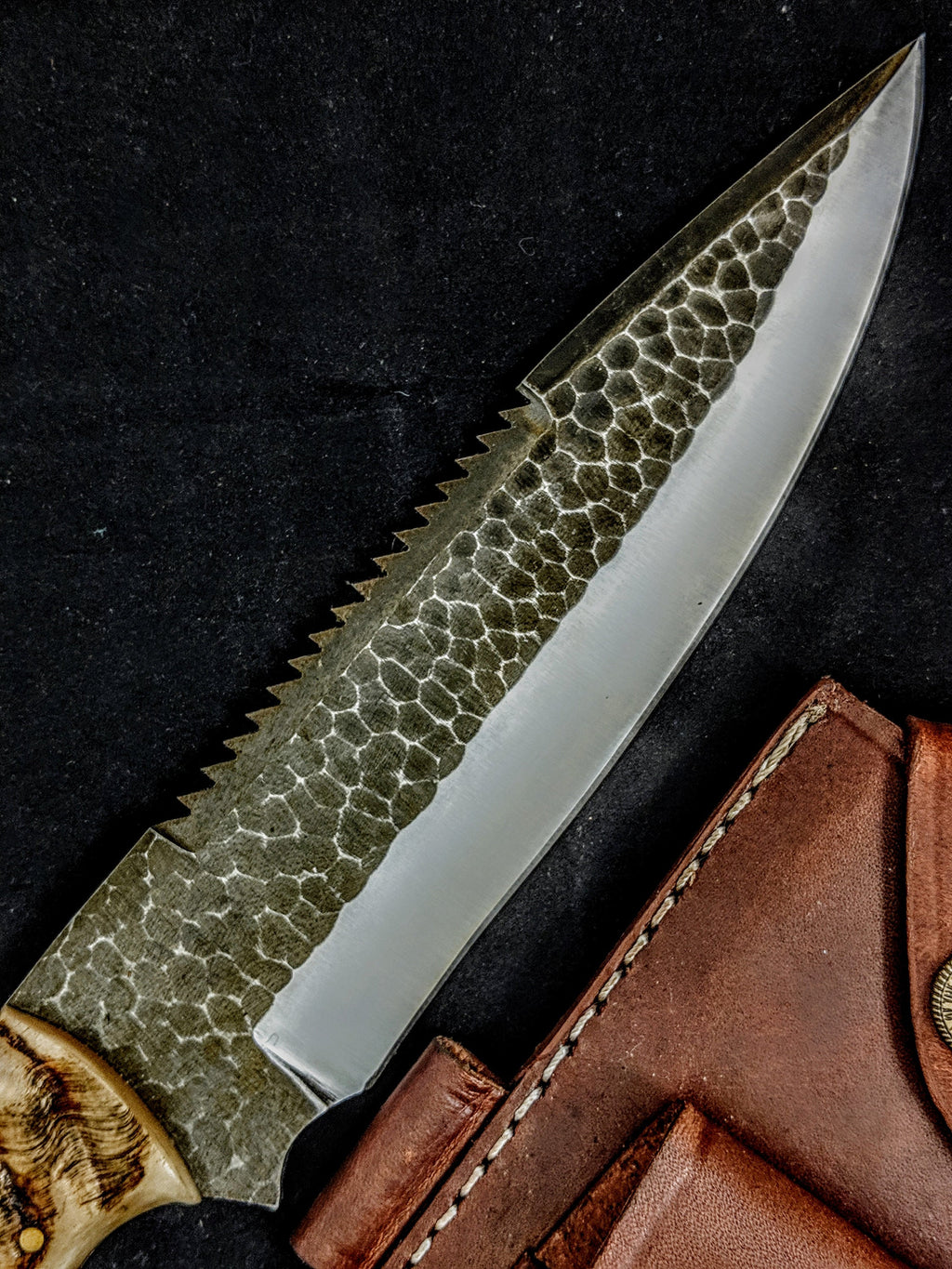 HTB-10  HANDFORGED D2 Bowie Hunter Knife with SAW / Ram Horn Handle / Camping / Hunting Game / Tactical / Throwing Knife - HomeTown Knives