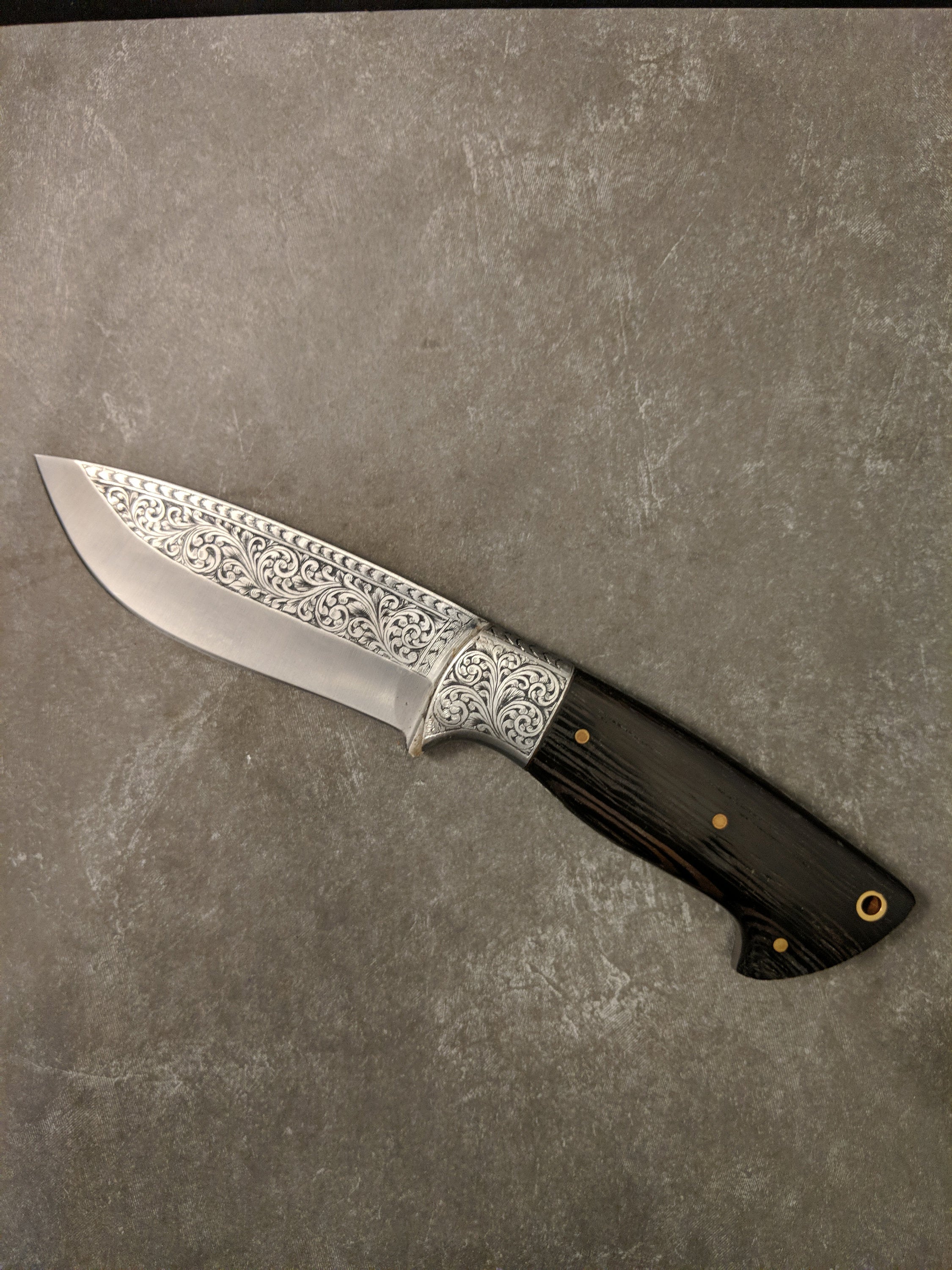 HTS-707 Knife/ Skinner / HAND ENGRAVED /  Hunting / Camping / Hand Made / Custom / Wenge Handle / 440C / High Hardness