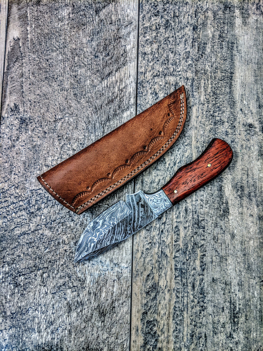 HTSE-1 / Damascus Skinner / HAND METAL Engraved Bolster / Exceptional Art / Hometown Knives / Metal Engraving