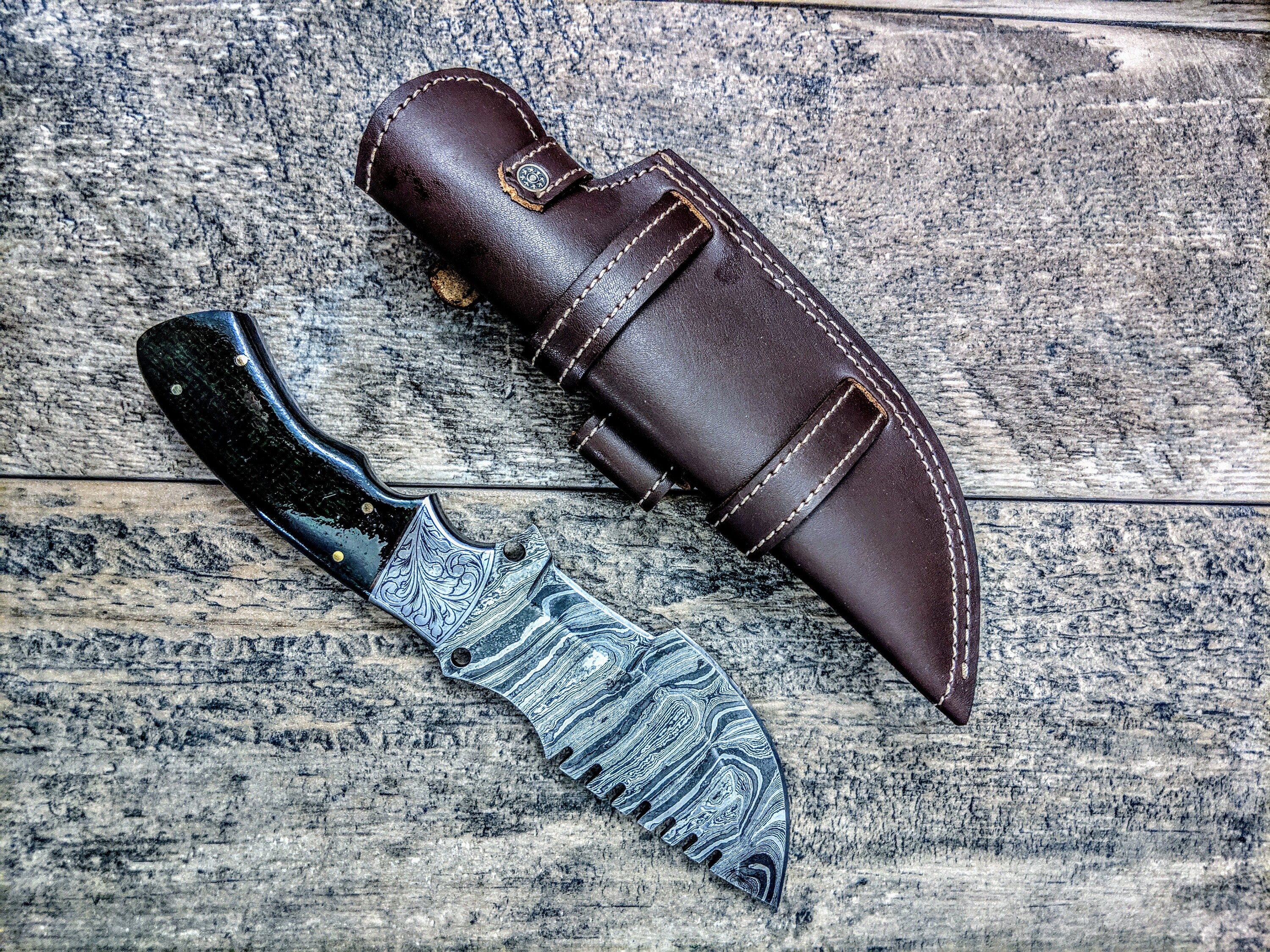 HTSE-11 / Damascus Tracker / HAND ENGRAVED Bolster / Exceptional Art / Hometown Knives / Metal Engraving