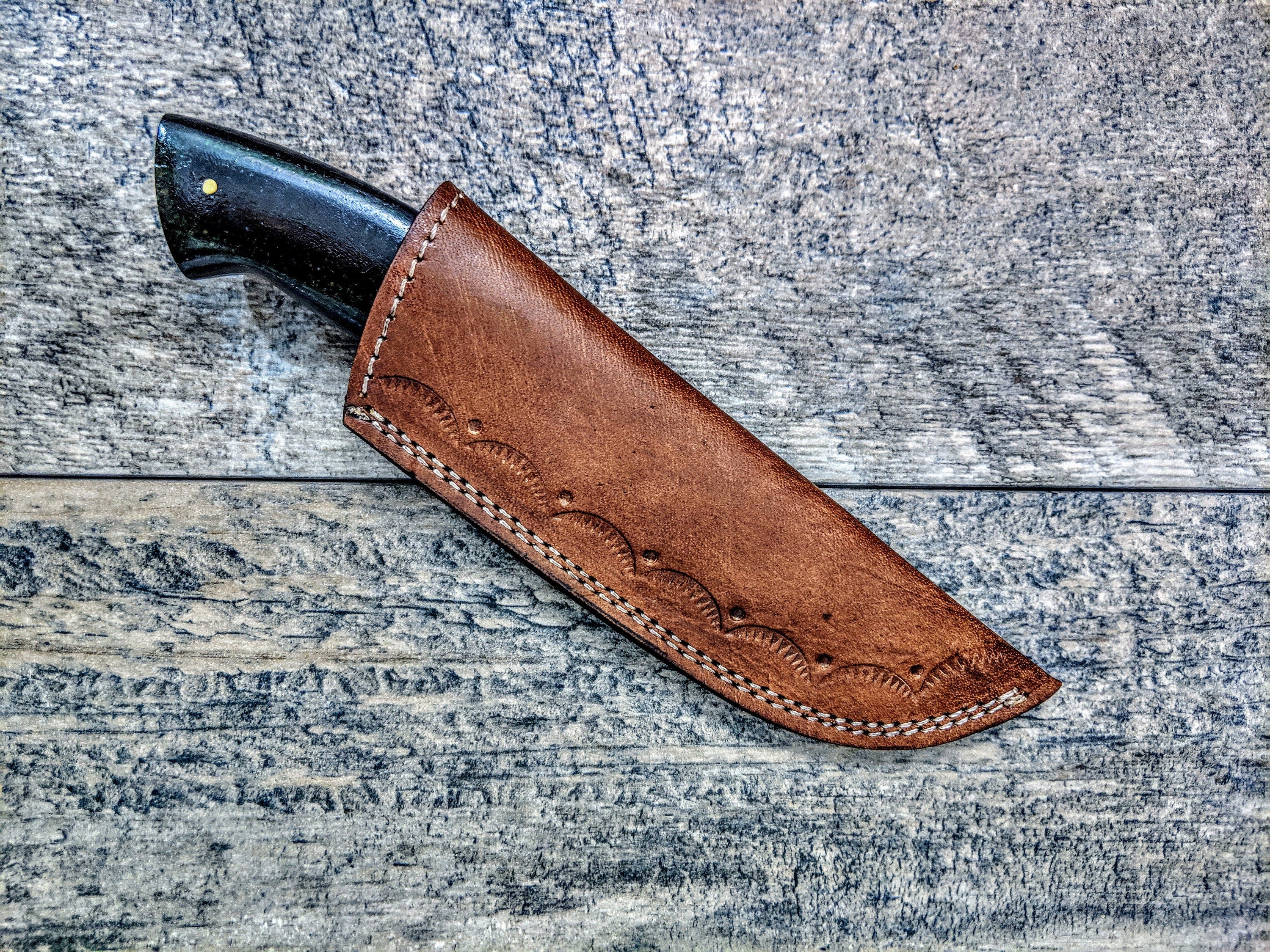 HTSE-15 / Damascus Skinner / HAND ENGRAVED Bolster / Exceptional Art / Hometown Knives / Metal Engraving