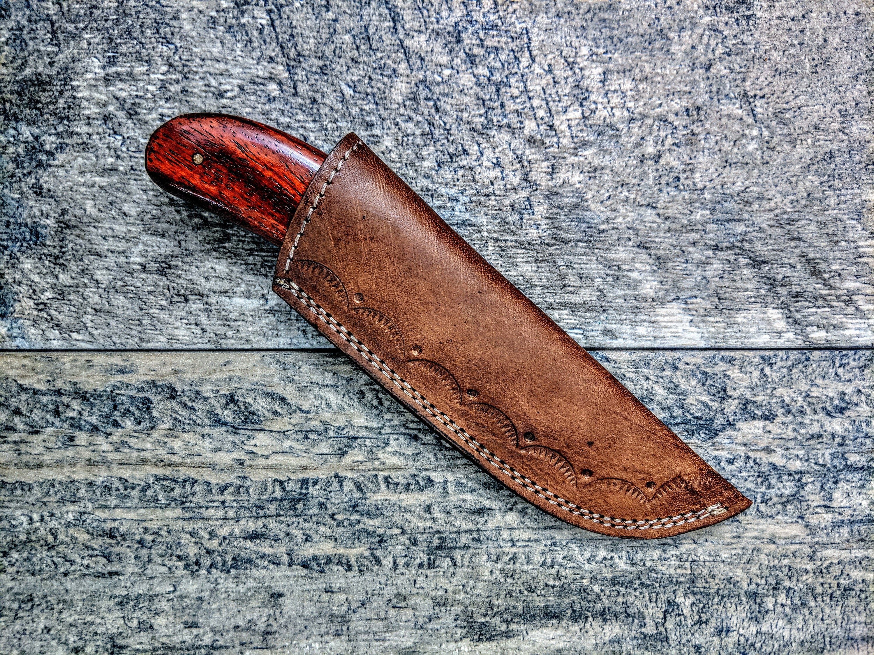 HTSE-22 / Damascus Skinner / HAND ENGRAVED Bolster / Exceptional Art / Hometown Knives / Metal Engraving