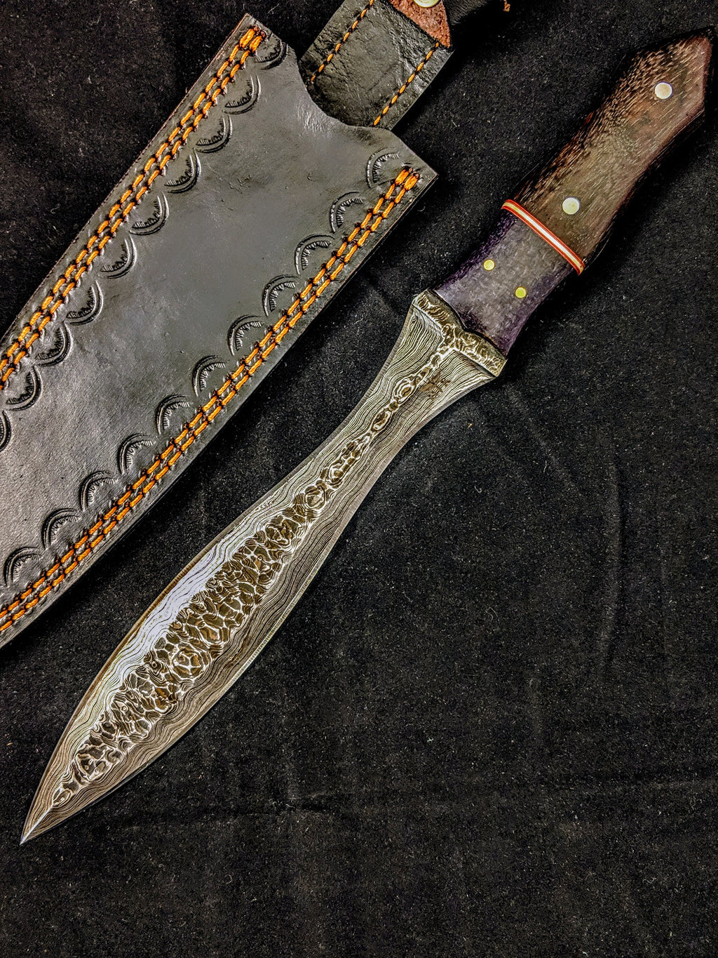 HTB-8  HANDFORGED Damascus DAGGER Knife / Walnut & Micarta Handle / Camping / Hunting Game / Tactical / Throwing Knife - HomeTown Knives