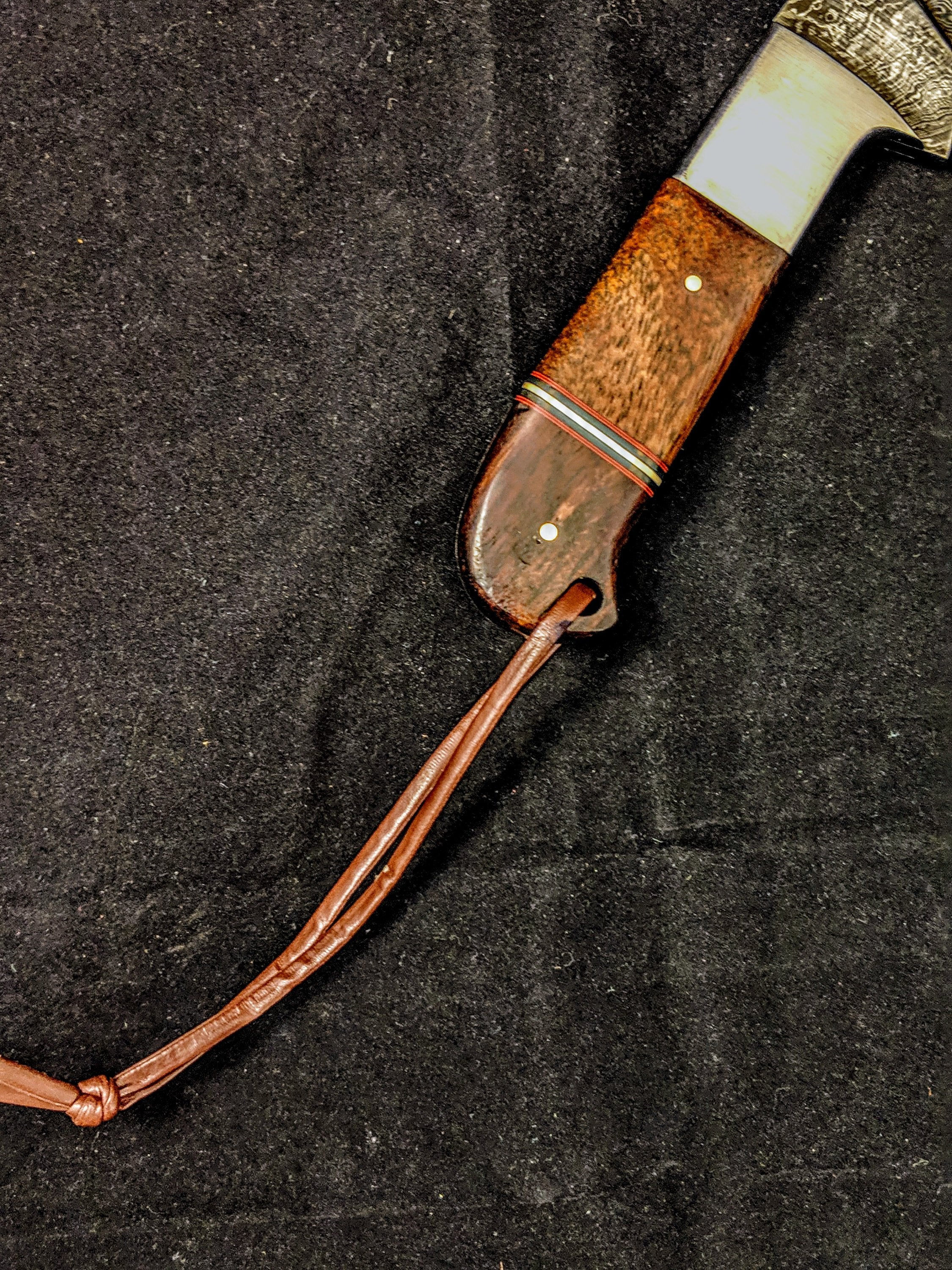 HTB-9  HANDFORGED Damascus Bowie Hunter Knife / Walnut & Micarta Handle / Camping / Hunting Game / Throwing Knife - HomeTown Knives