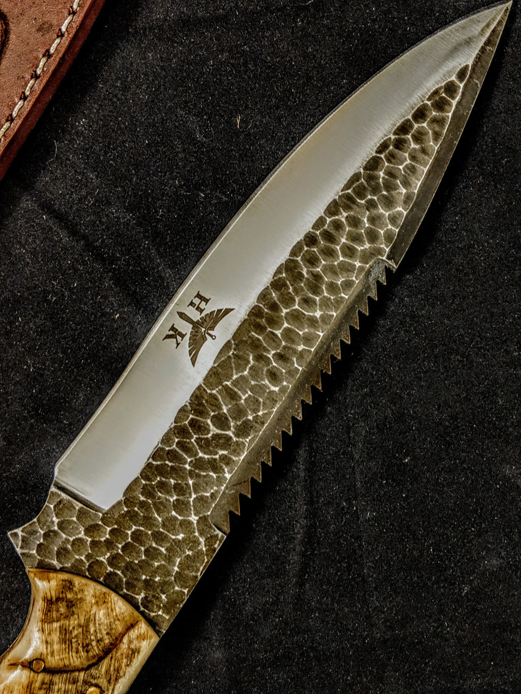 HTB-10  HANDFORGED D2 Bowie Hunter Knife with SAW / Ram Horn Handle / Camping / Hunting Game / Tactical / Throwing Knife - HomeTown Knives