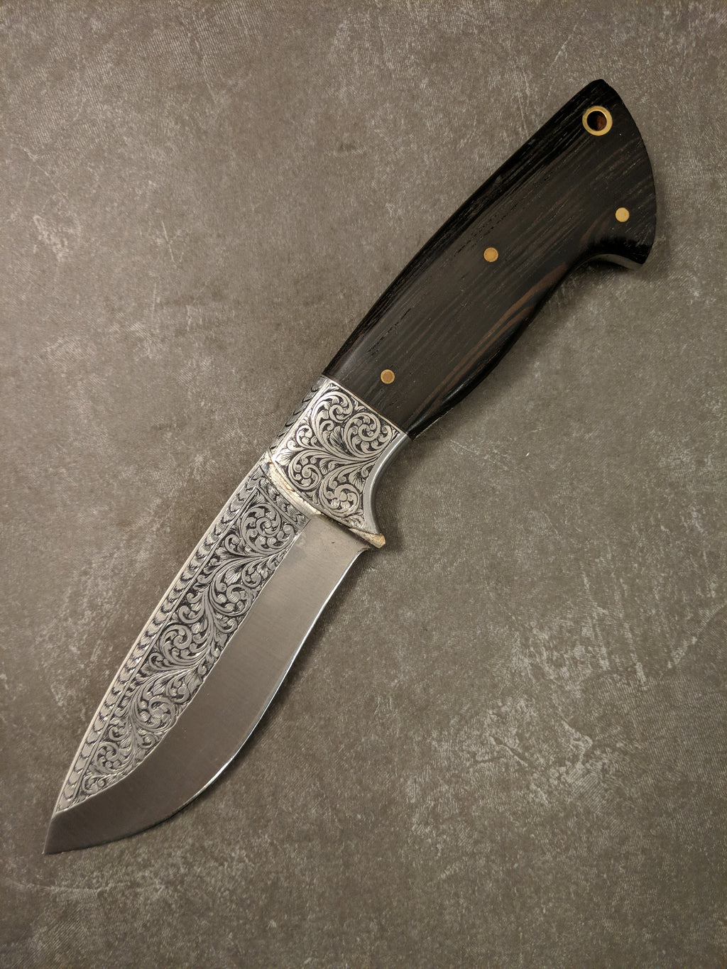 HTS-707 Knife/ Skinner / HAND ENGRAVED /  Hunting / Camping / Hand Made / Custom / Wenge Handle / 440C / High Hardness