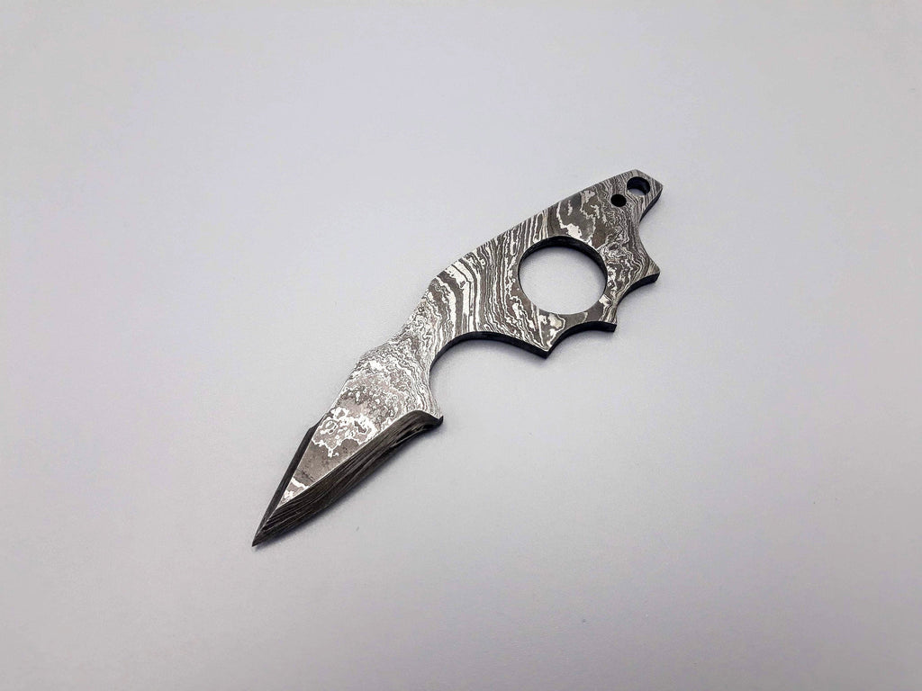 HTNK2 // Finger Hole Neck Knife Damascus // Pointed // Natural Ram Horn Handle // EDC // Camp // All purpose