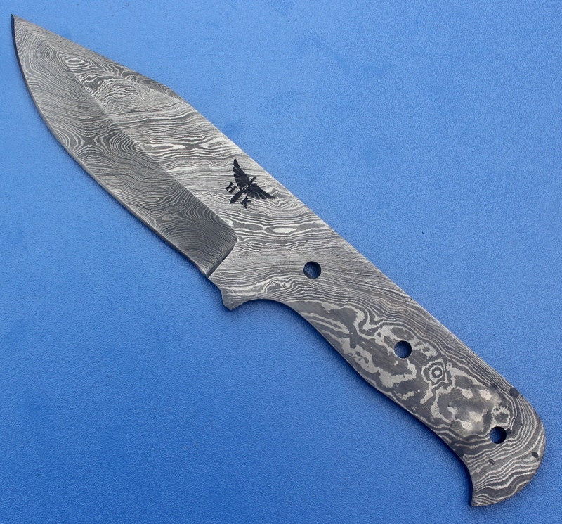 HTK-43  Damascus Knife custom handmade skiner blank blade / Great quality