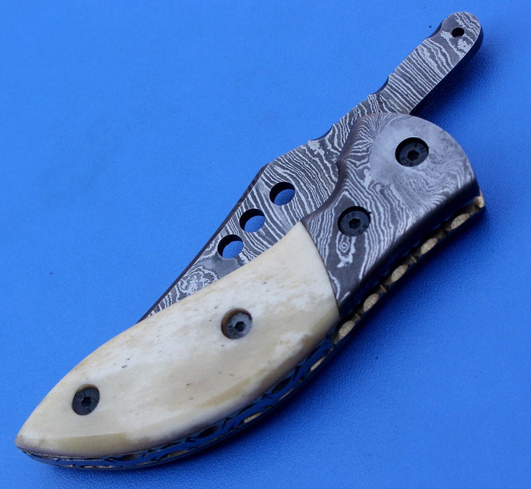 HTS-84  Damascus Knife custom handmade Folder /Camel Bone handle / Damascus steel bolster / Liner Lock