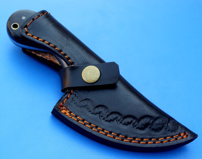 HT-5  Damascus Skinner Knife with Resin Wood Handle (Walnut blue resin)