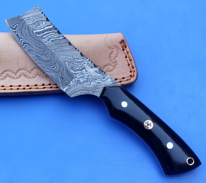 HT-11  Damascus Knife custom handmade Skinner / Buffalo Horn / Chopper Style - HomeTown Knives