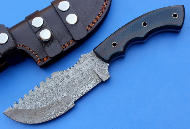 HT-14  Damascus Knife custom handmade Tracker / Micarta handle