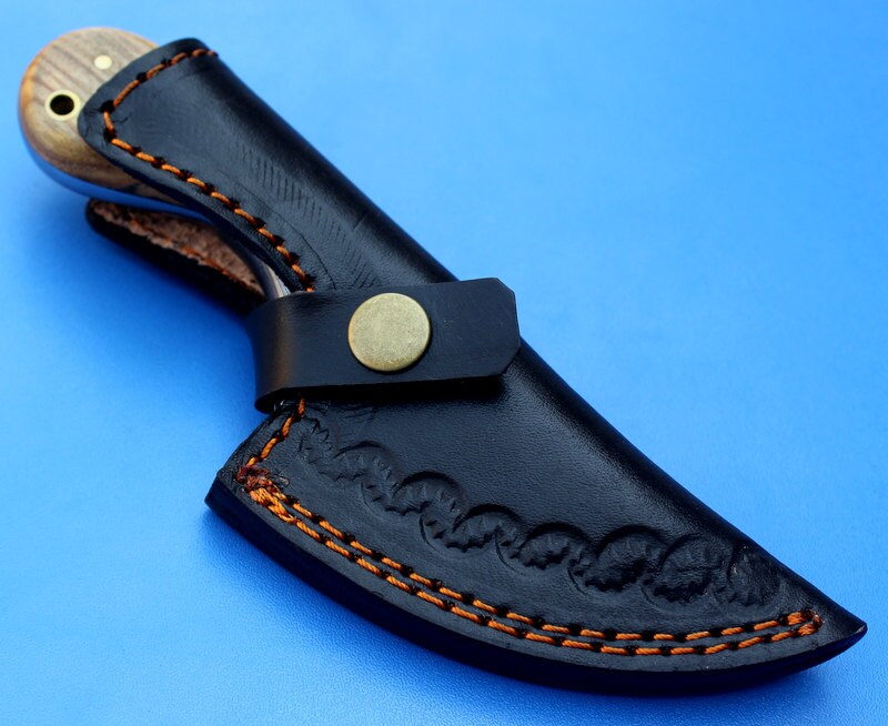 HT-3 Custom Handmade Damascus Skinner Knife // Wood handle // Safety Finger Hole // Functional // Sharp // EDC
