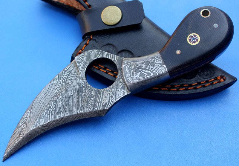 HT-5  Damascus Skinner Knife with Resin Wood Handle (Walnut blue resin)