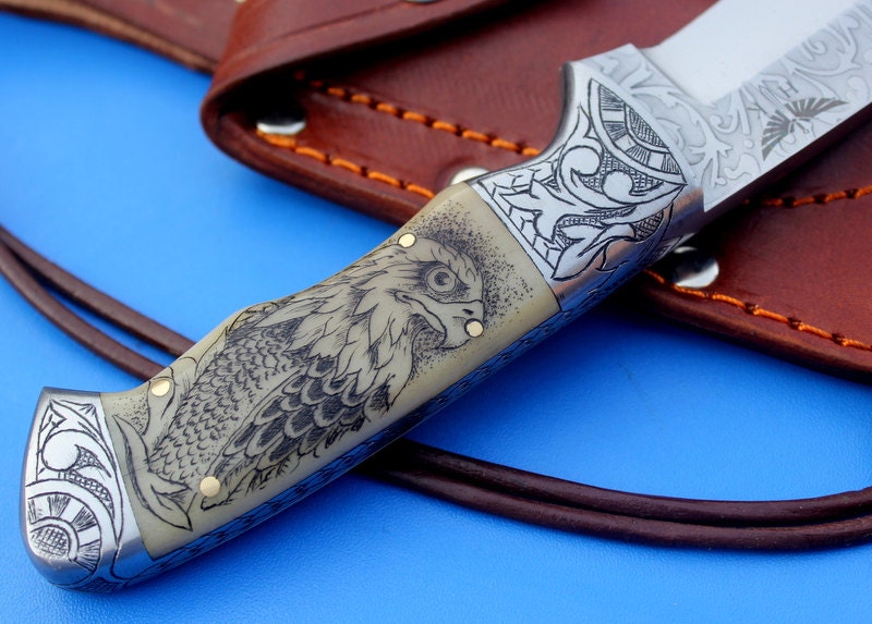 HTK-101 custom handmade Stainless Steel Skinner Knife / Scrimshaw On Camel bone Handle / Great quality