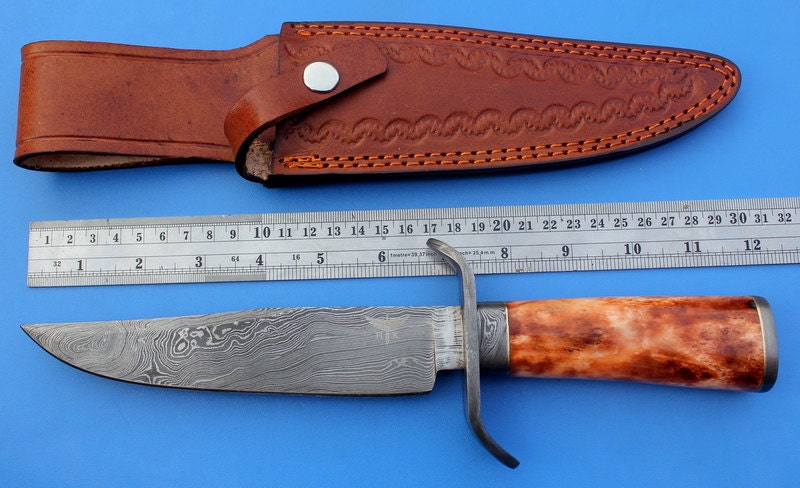 HTS-108  Damascus Knife custom handmade Bowie / Color Camel Bone Handle / Damascus Fittings