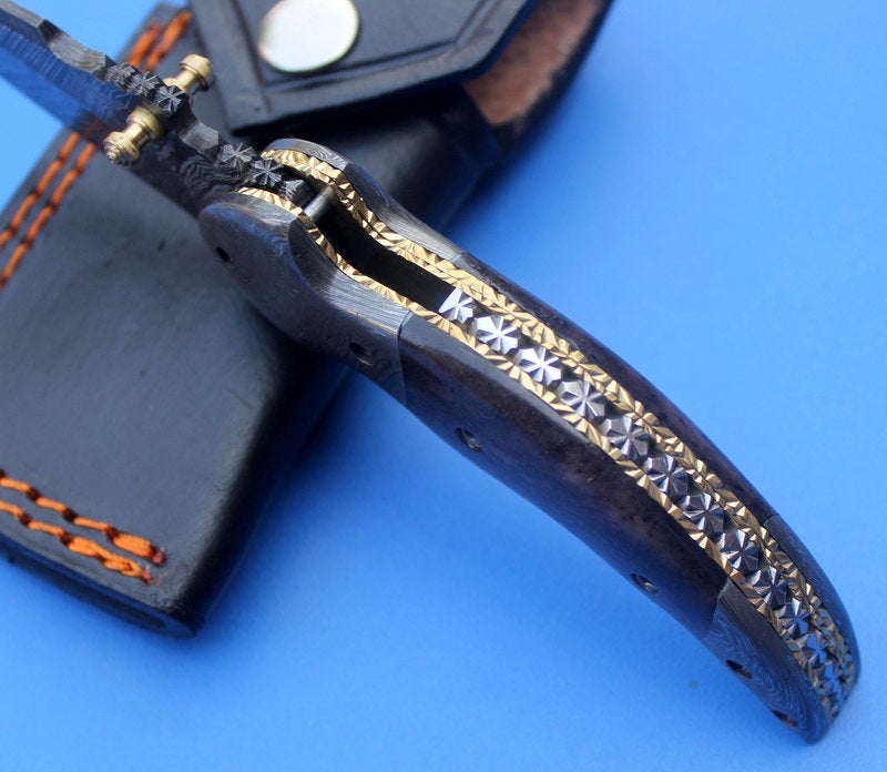 HTS-118  Damascus Knife custom handmade Folder / Color Camel Bone handle / Damascus steel bolster / Liner Lock