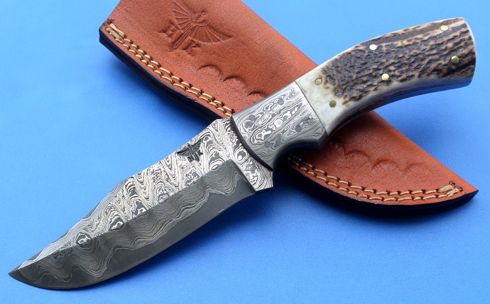 HT-34  Damascus Knife custom handmade Skinner Knife / Stag Horn / Sanmai Pattern / Great quality / Camping / Hunting - HomeTown Knives