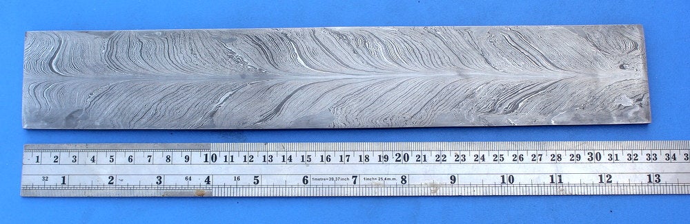 HTk-193 custom handmade Damascus Steel Billet / Great quality . Feather pattern / 2" x .11" x 10"
