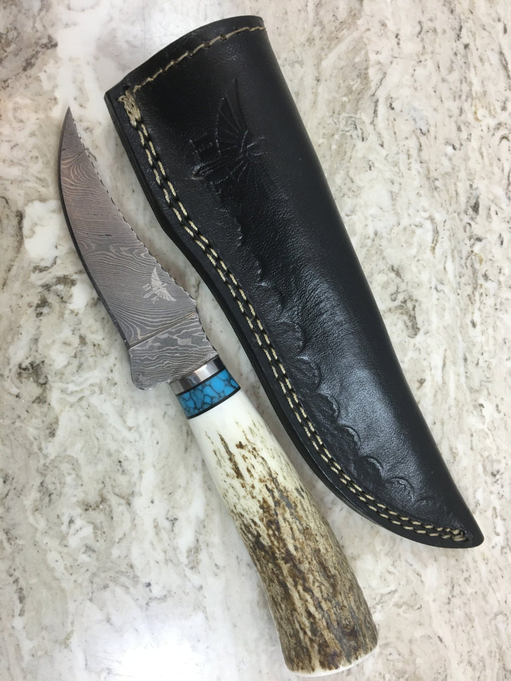 HTKVN-51  Damascus Skinner Custom handmade Knife / Whitetail Stag / Twist Pattern / Great quality / Camping / Hunting / Turquoise - HomeTown Knives