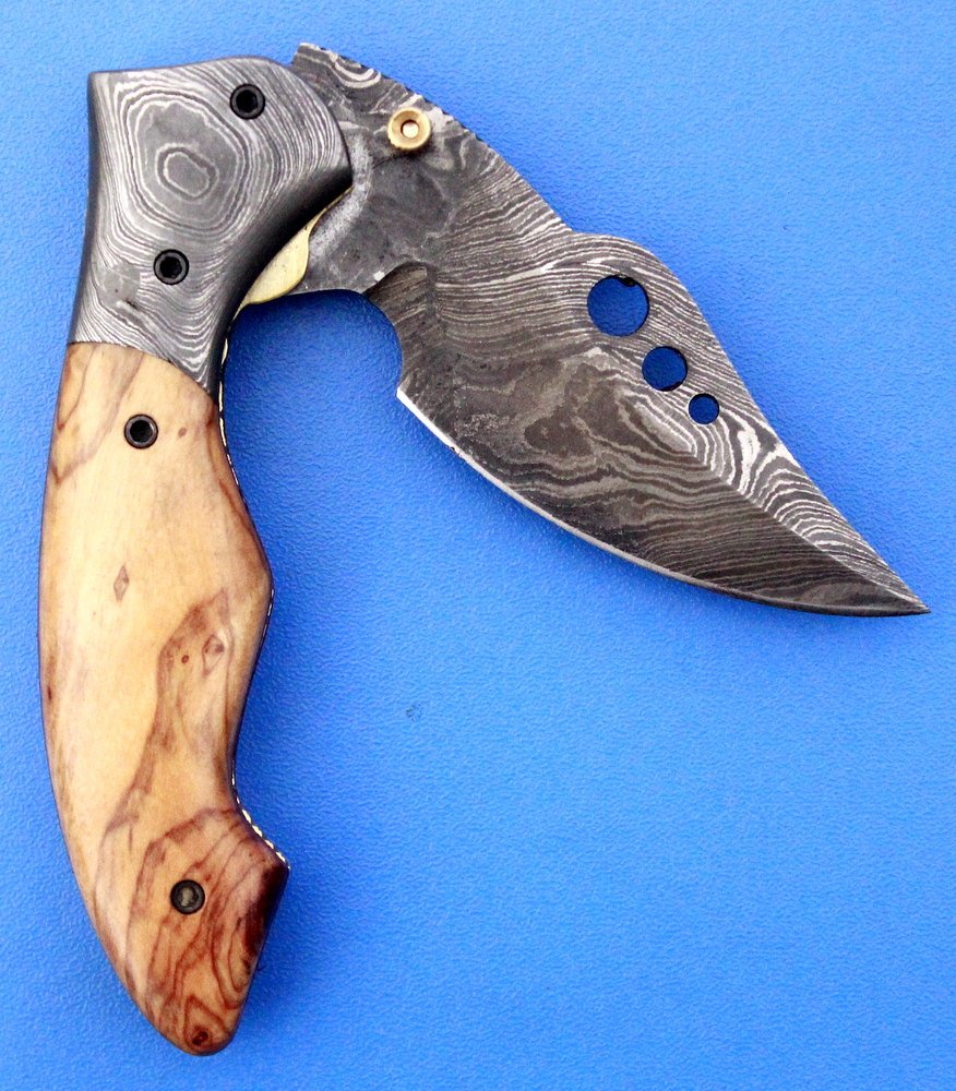 HTK 226 Damascus Skinner Style Folder / Pocket Knife / Handmade / Custom / Forged / Olive Wood Handle / Hand Filed Spine / UTILITY - HomeTown Knives