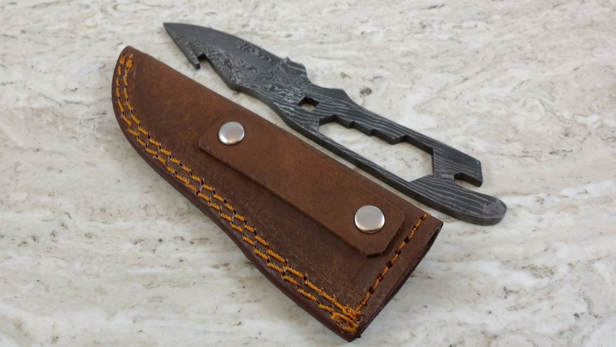 HT-64 Damascus Small Gut Hook Skinner Tool / Skinner / Hunting / Handmade / Custom / Forged / White Tail Sta - HomeTown Knives