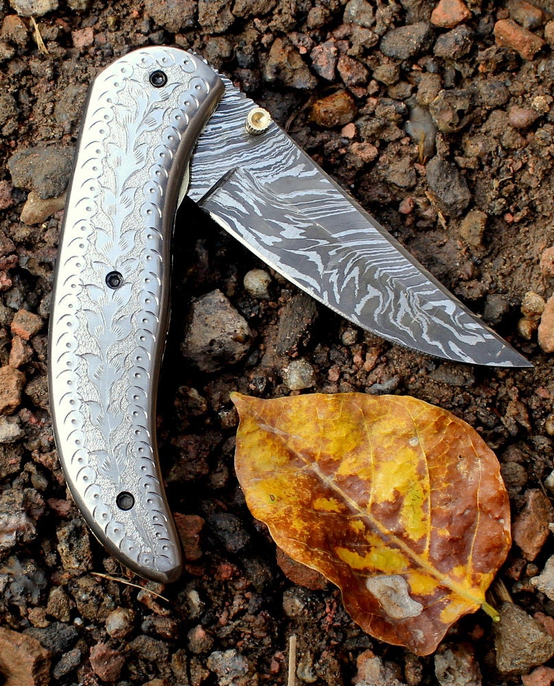 HTS-263 Damascus Folder / Hand Made / Custom / Stainless Steel handle / Liner Lock